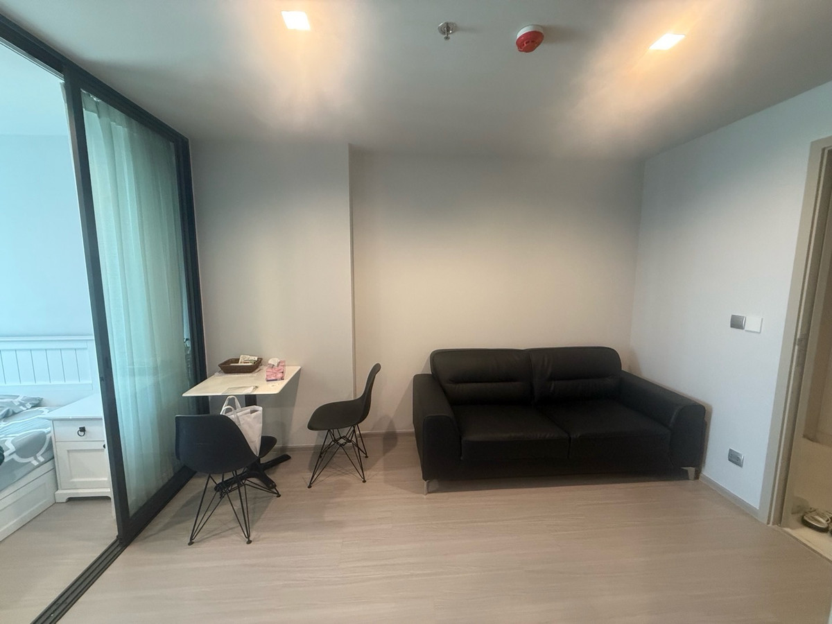 For Rent📍1 bed 1 bath 18k🛁Life Ladprao 📞0639399665