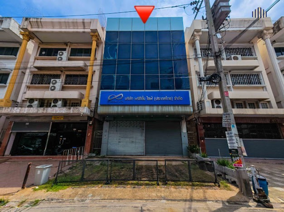 Near the main road Kanchana Suitable for doing business!!! Shophouse for rent In Kanchanaphisek 7 (Soi Chusang), 3 and a half floors, area 45.1 sq m, near the main road Kanchana 120 meters, suitable for commercial use and an office within!! Near the main road Kanchana Suitable for doing business!!! Shophouse for rent In Kanchanaphisek 7 (Soi Chusang), 3 and a half floors, area 45.1 sq m, near the main road Kanchana 120 meters, suitable for commercial use and an office within!!
