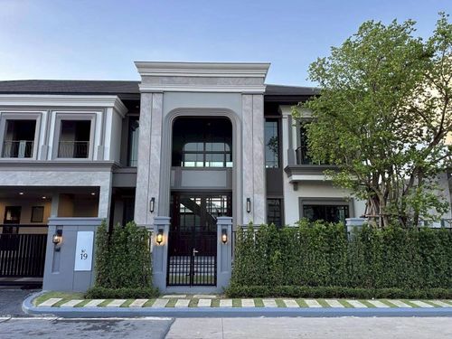 Luxury Super Villa for Rent in Prime Krungthep Kreetha Grand Bangkok Boulevard – Krungthep Kreetha Wurzburg (L), the largest house type in the project