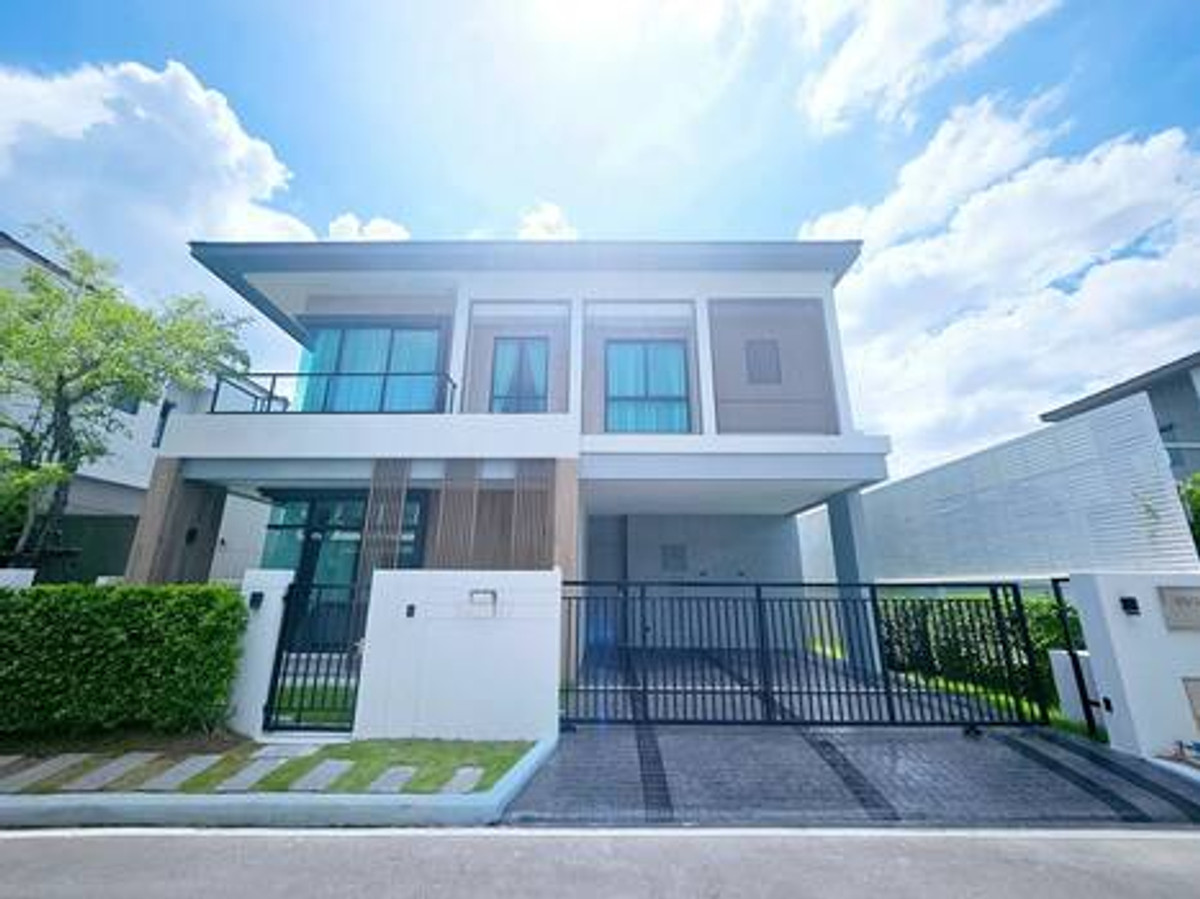 Single house, Bangkok Boulevard Bangna-km.5 (Bangkok Boulevard Bangna-km5), size 53.2 square wah, 4 bedrooms, ready to move in, Bang Kaeo Subdistrict, Bang Phli District, Samut Prakan Province.