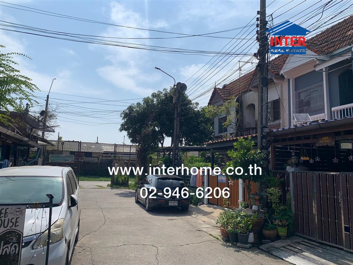 ทาวน์เฮ้าส์ 2 ชั้น 22 ตร.ว. หมู่บ้านคลองจั่น วิลล่า 7 ใกล้โรงเรียนเตรียมอุดมศึกษาน้อมเกล้า ซอยรามคำแหง154 ถนนรามคำแหง เขตสะพานสูง กรุงเทพมหานคร – รูปที่ 3