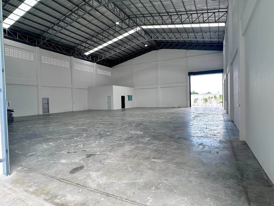 For Rent ให้เช่าโกดังพร้อมสำนักงาน 3 ชั้น สร้างใหม่ / พื้นที่ใช้สอยรวม 1675 ตารางเมตร / ทำเล สามพราน ไร่ขิง / ซอยเทศบาล 8 (ซอยไวไว) / ใกล้ อ้อมใหญ่ , ใกล้ พุทธมณฑลสาย 5 / รถเทรลเลอร์ เข้าออกได้ – รูปที่ 3