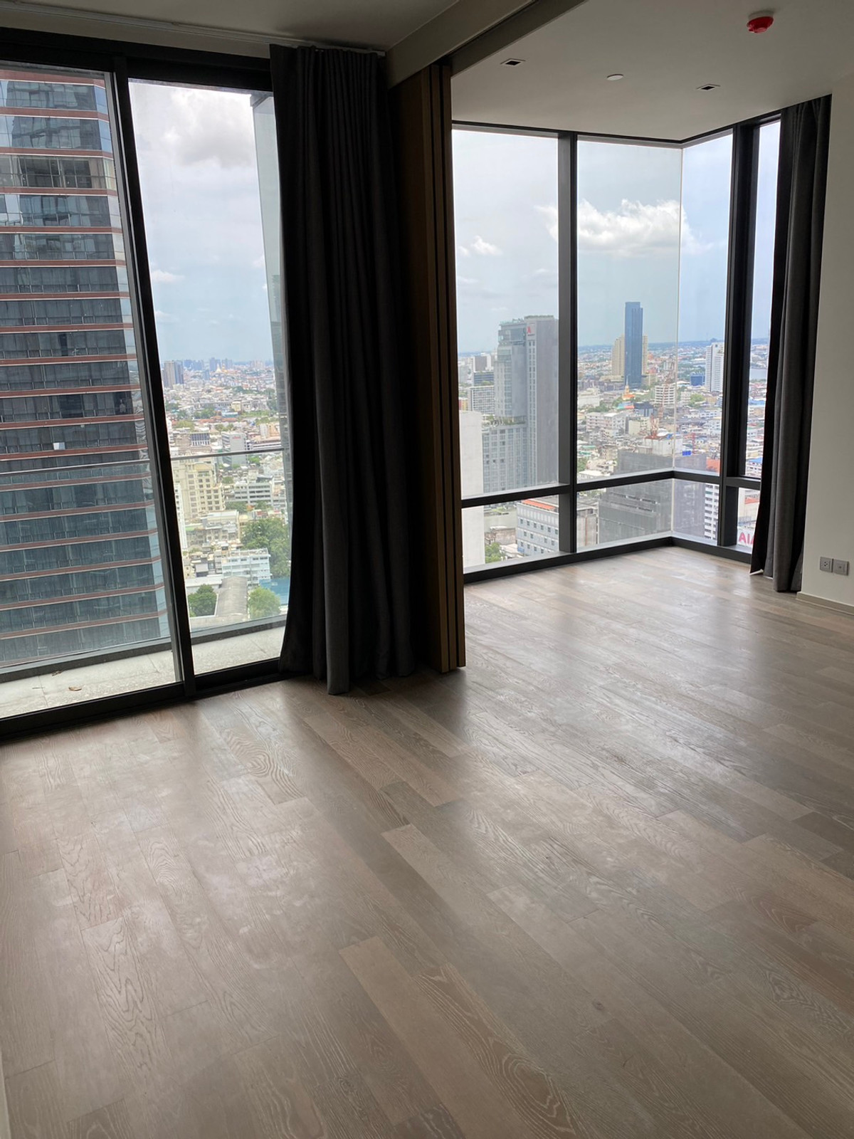 🏠✨ Ashton Silom | 1 Bedroom for Sale (HBH-ST-73)