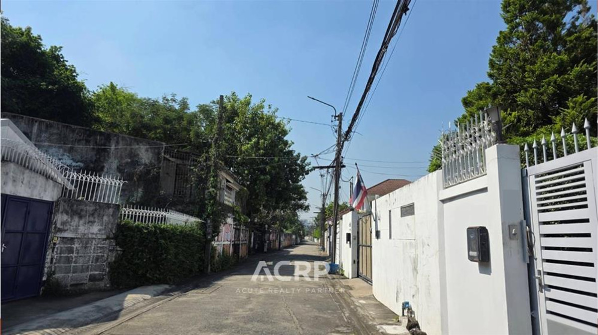 ขายด่วน บ้านพร้อมที่ดิน สุขุมวิท 58 ใกล้สถานีรถไฟฟ้าอ่อนนุช – รูปที่ 2