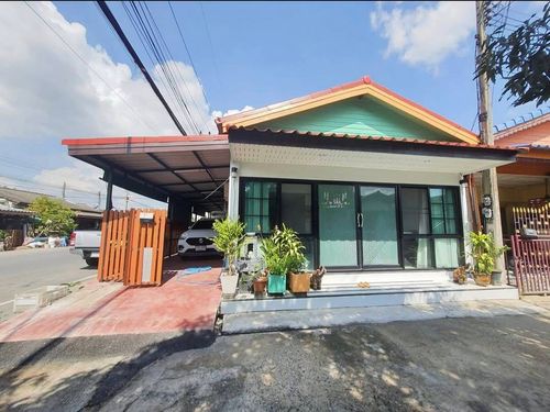 95703 - ขาย ทาวน์เฮ้าส์ชั้นเดียว หมู่บ้าน กรีนการ์เด้นท์โฮม รังสิต คลอง 11 ซอย 79, ตำบลบึงน้ำรักษ์ อำเภอธัญบุรี จังหวัดปทุมธานี