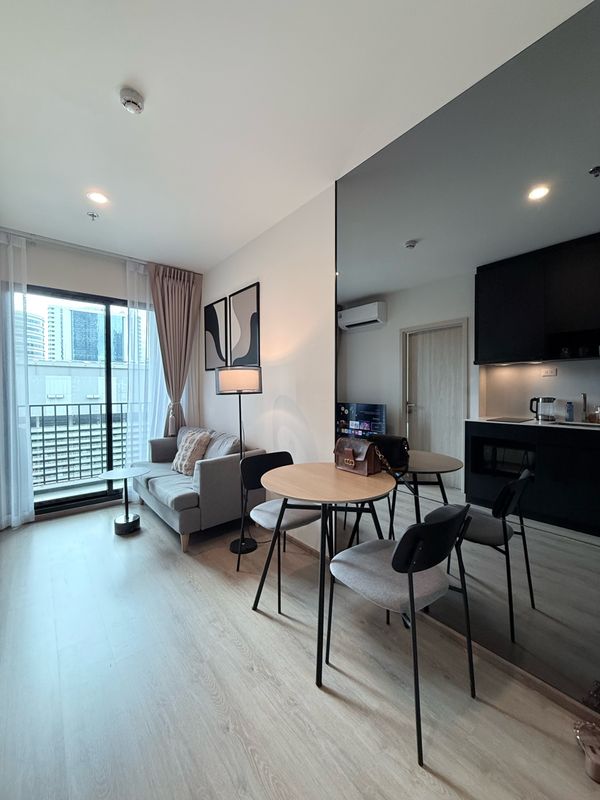 🏢 Nue District R9 👫🚆 MRT 150 m. Full facilities | ⛳ Golf | 💆‍♀️ Spa | 🧘 Pilates