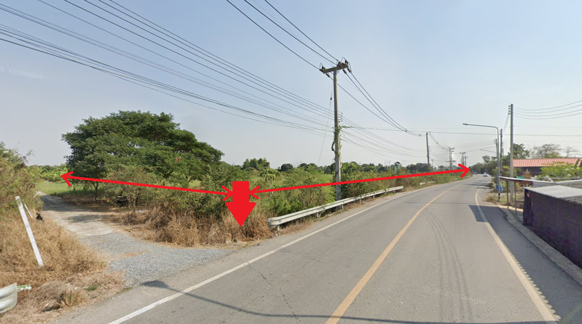 Beautiful plot of land Nakhon Chai Si River location Beautiful plot of land Nakhon Chai Si River location