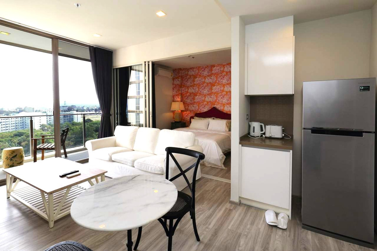 Hot Sale !!, 1 Bedroom Unit in Bann Plai Hadd Condo with the Sea view balcony, Pattaya. Hot Sale !!, 1 Bedroom Unit in Bann Plai Hadd Condo with the Sea view balcony, Pattaya.