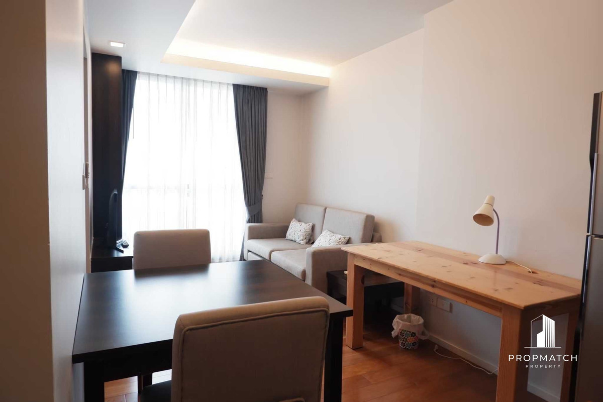✨Flash Deal ✨ Focus Ploenchit( 1Bed 1Bath 35SQM.) พร้อมอยู่ ! เพียง 4,650,000 บาท Tel.0981315848 @propmatch ✨Flash Deal ✨ Focus Ploenchit( 1Bed 1Bath 35SQM.) พร้อมอยู่ ! เพียง 4,650,000 บาท Tel.0981315848 @propmatch