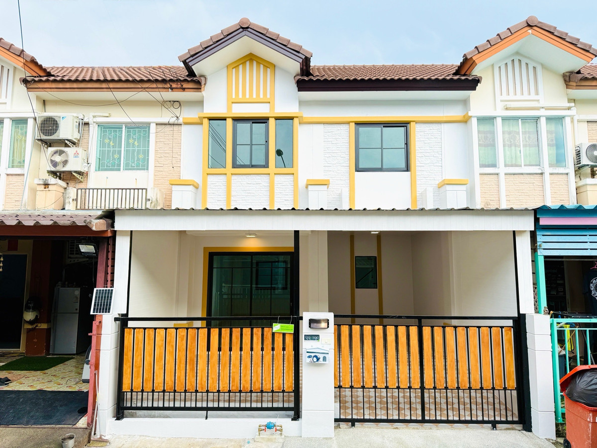 ขายด่วน! ทาวน์เฮาส์ 2 ชั้น หมู่บ้านพฤกษาวิลล์ 33 ทำเลดีเยี่ยมในซอยวัดส้มเกลี้ยง (ปิ่นเกล้า-วงแหวน) เดินทางสะดวกมากห่างจากถนนกาญจนาภิเษกเพียง 800 เมตร เนื้อที่ 18 ตร.ว. ฟังก์ชัน 3 นอน 2 น้ำ ตกแต่งใหม่ทั้งหลัง สไตล์โมเดิร์น พร้อมเข้าอยู่ได้ทันที ใกล้ทางด่วน ขายด่วน! ทาวน์เฮาส์ 2 ชั้น หมู่บ้านพฤกษาวิลล์ 33 ทำเลดีเยี่ยมในซอยวัดส้มเกลี้ยง (ปิ่นเกล้า-วงแหวน) เดินทางสะดวกมากห่างจากถนนกาญจนาภิเษกเพียง 800 เมตร เนื้อที่ 18 ตร.ว. ฟังก์ชัน 3 นอน 2 น้ำ ตกแต่งใหม่ทั้งหลัง สไตล์โมเดิร์น พร้อมเข้าอยู่ได้ทันที ใกล้ทางด่วน