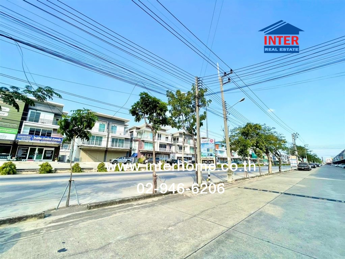 Home office, 3 floors, 26.2 sq m, Supalak City Village. Lam Luk Ka-Khlong 7 Near Chatchawan Market Rangsit-Nakhon Nayok Road, Lam Luk Ka Road, Lam Luk Ka, Pathum Thani Home office, 3 floors, 26.2 sq m, Supalak City Village. Lam Luk Ka-Khlong 7 Near Chatchawan Market Rangsit-Nakhon Nayok Road, Lam Luk Ka Road, Lam Luk Ka, Pathum Thani