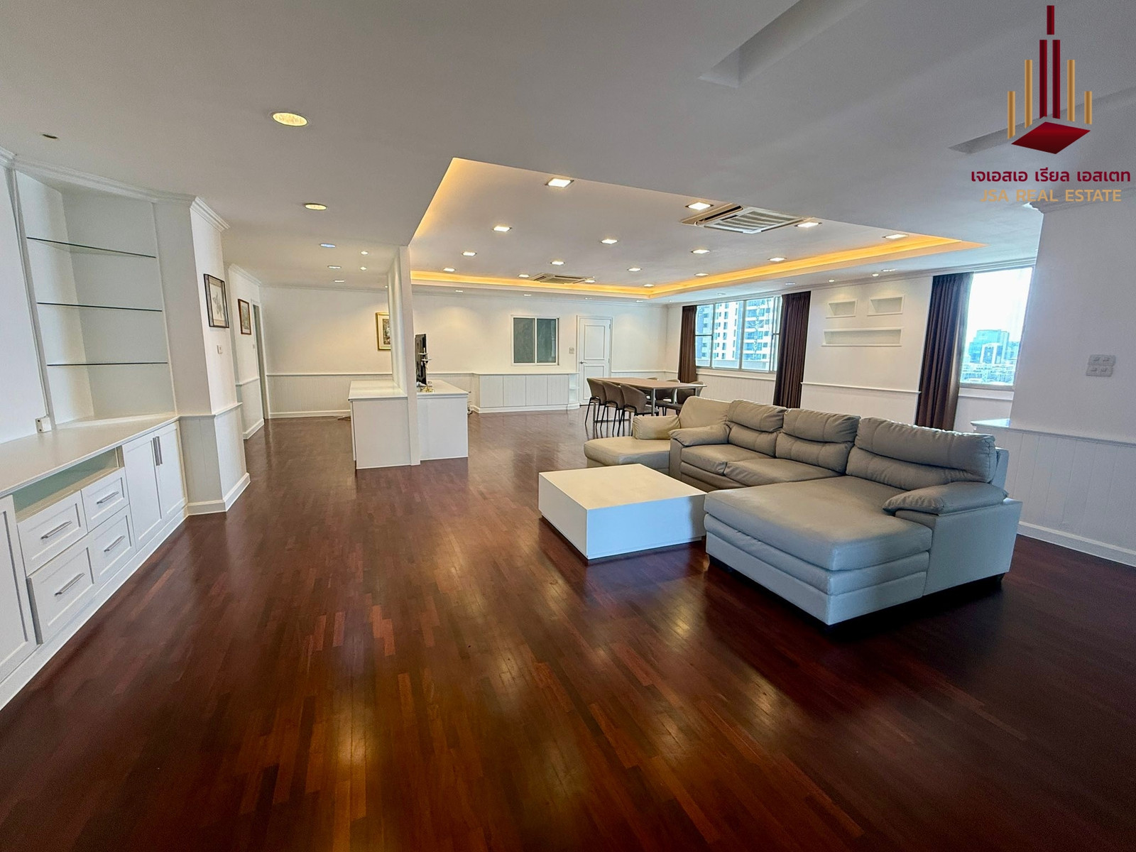 ✨ For Rent: D.S. Tower 1 Sukhumvit 33 Condo ✨ 💰 Only 95,000 THB/month
