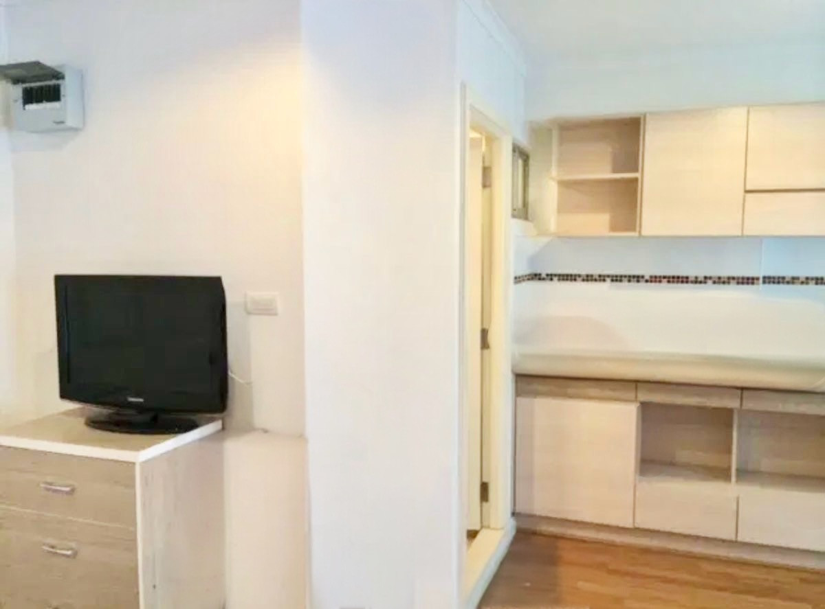 ⚡️ Condo for sale, good price ‼️ Close to the BTS and shopping areas | Lumpini Place Ratchayothin
