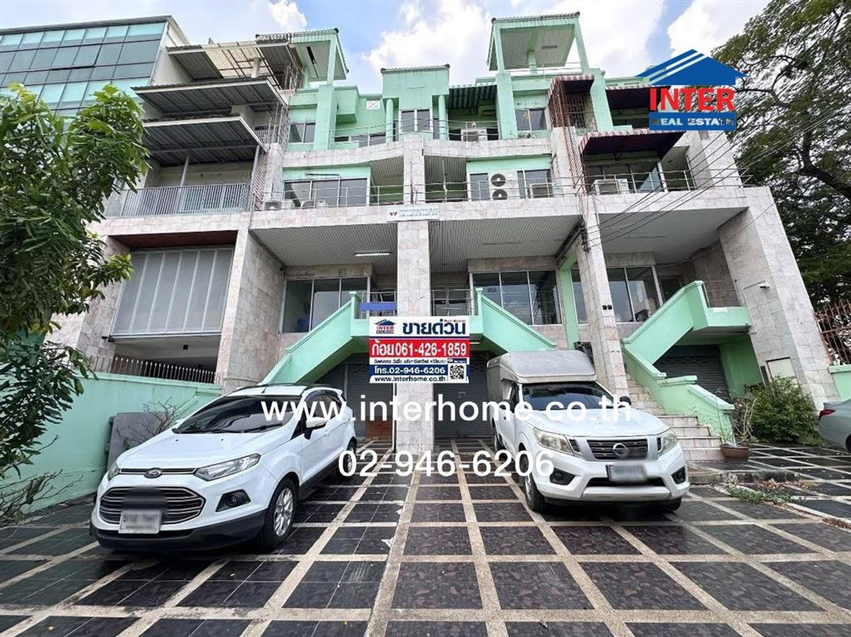 ทาวน์โฮม 4.5 ชั้น 106.5 ตร.ว. ทาวน์โฮม ซอยพระราม9 ชอย15 โรงพยาบาลปิยะเวท ถนนพระราม9 เขตห้วยขวาง กรุงเทพมหานคร