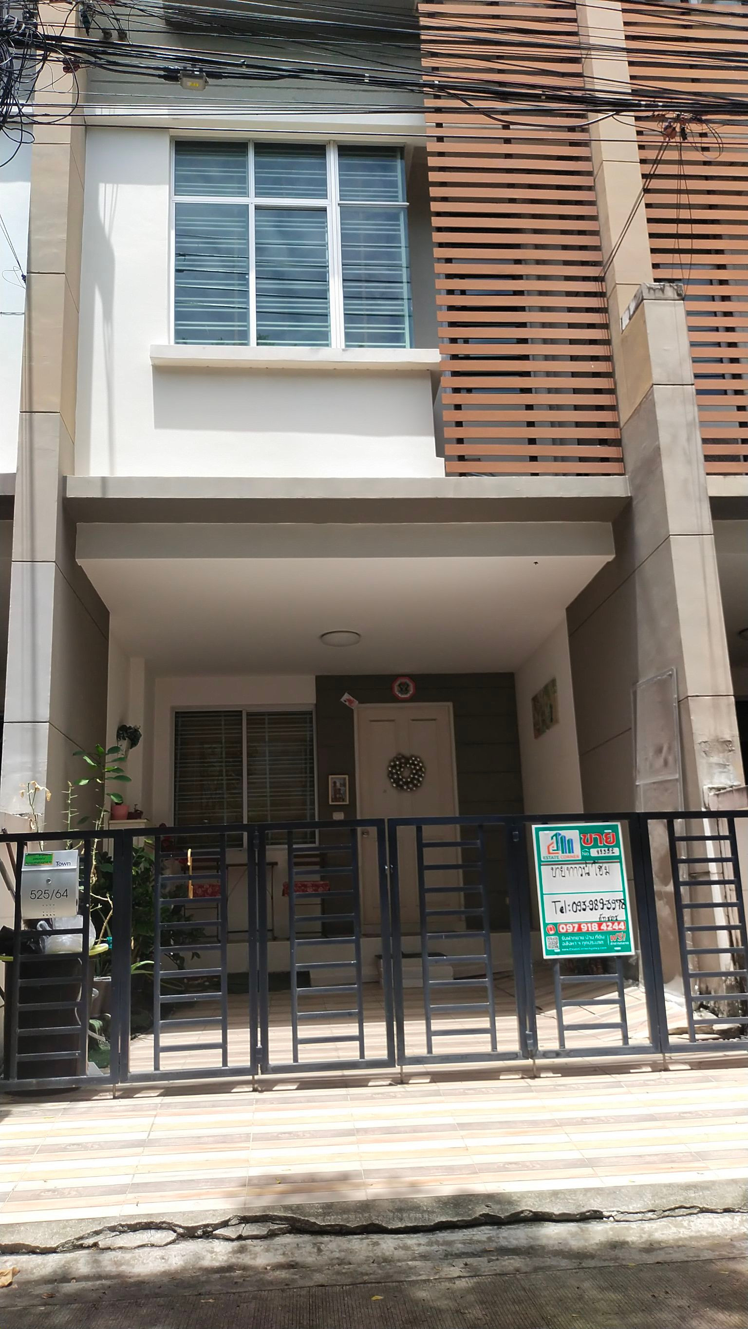 95352 - ขายทาวน์โฮม 3 ชั้น (พร้อมผู้เช่า)หมู่บ้าน ทาวน์พลัส ถนนประชาอุทิศ ติด Big C ประชาอุทิศ 90 95352 - ขายทาวน์โฮม 3 ชั้น (พร้อมผู้เช่า)หมู่บ้าน ทาวน์พลัส ถนนประชาอุทิศ ติด Big C ประชาอุทิศ 90