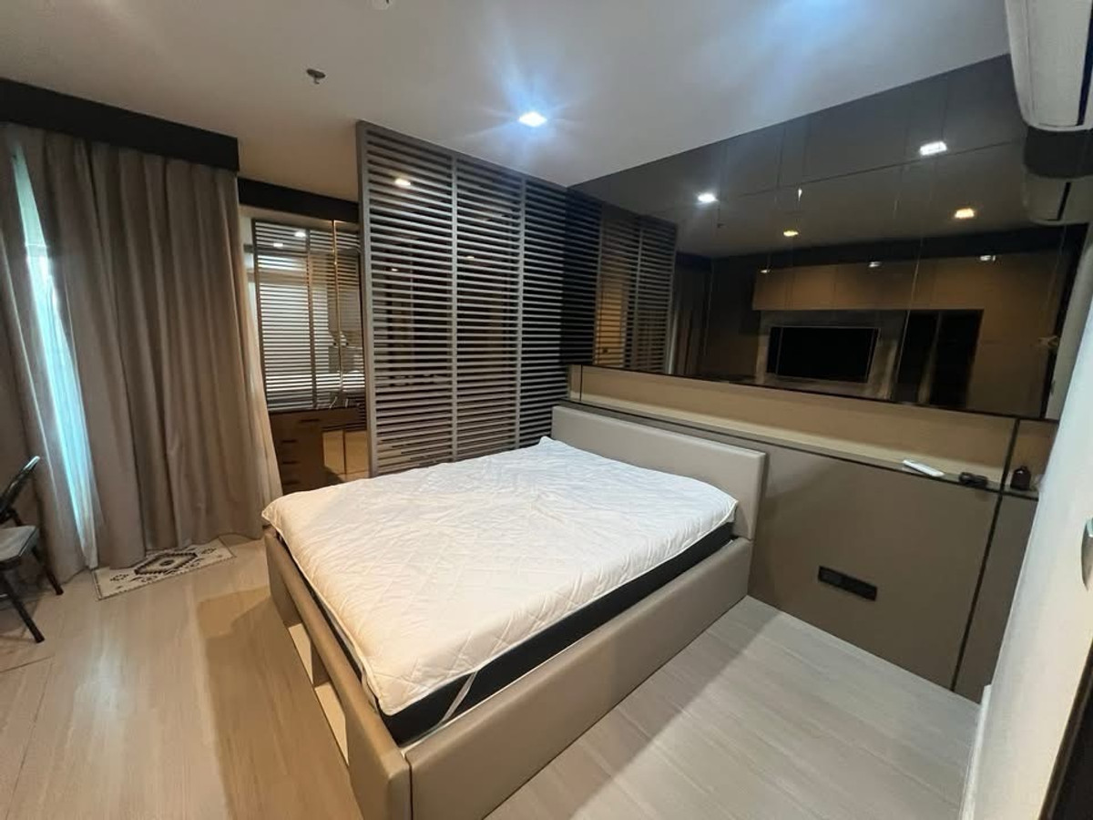 For Rent📍studio 🛁Life Ladprao  📞0639399665