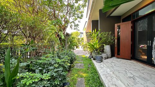 🏠 (ขายด่วน) บ้านเดี่ยวหลังริม  ไม่มีบ้านตรงข้าม​📍ใกล้เมกาบางนา,  ​  📢The City บางนา กม.7 🎄4 ห้องนอน 4 ห้องน้ำ    🔖ต่อเติมพร้อมอยู่🔥เพียง 16.40 ลบ.🔥