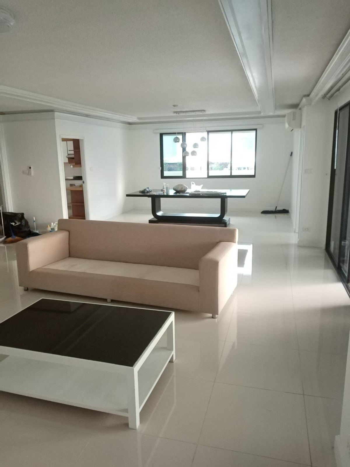 Peng Seng Mansion 250 sq.m. 中 日 Please add LINE ID @806qphgn o8415o5483