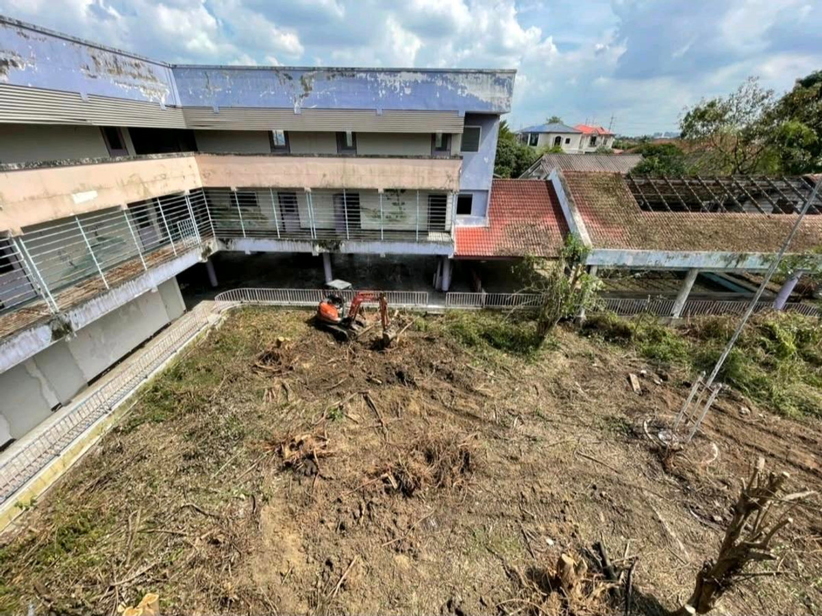 Former school building for rent (Bang Waek Road) Potential location between the roadsKanchanaphisek – Phutthamonthon Sai 2 RoadOpportunity for those looking for a large space to conduct their desired business/project. “The building is ready for use” a – รูปที่ 3