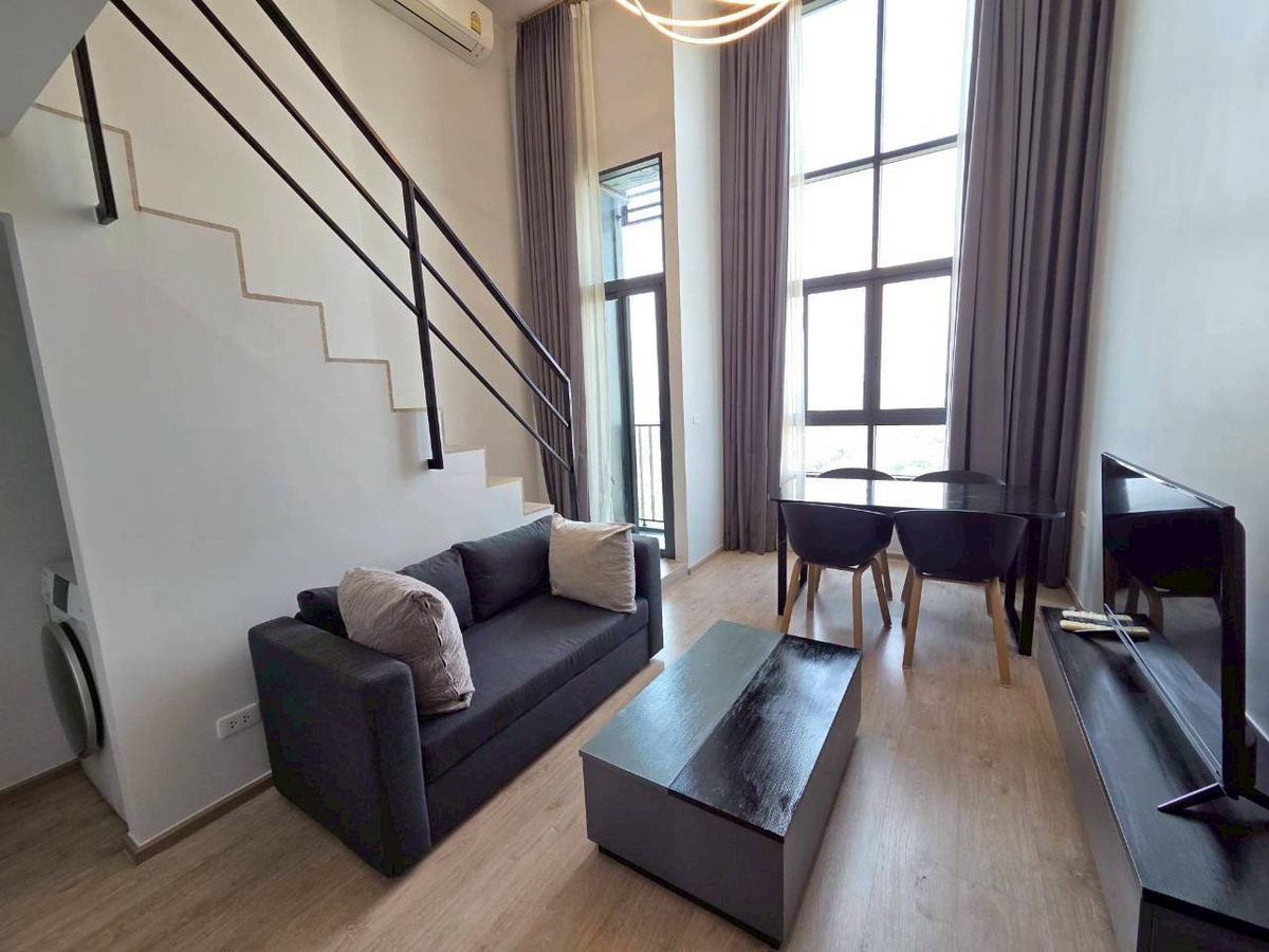 PFD-07856 For rent Ideo New Rama 9, Duplex room, 2 floors, 37 sq m., high ceiling, 23rd floor, city view, 17,000 baht.