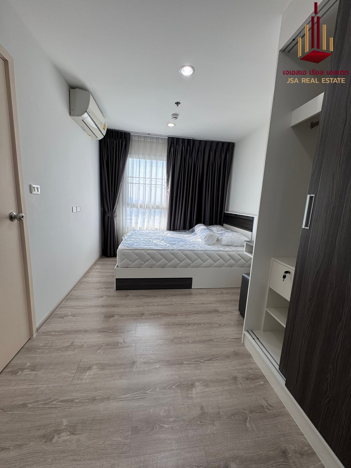 ✨ For Rent: Chewathai Phetkasem 27 Condo ✨ 💰 Only 12,000 THB/month