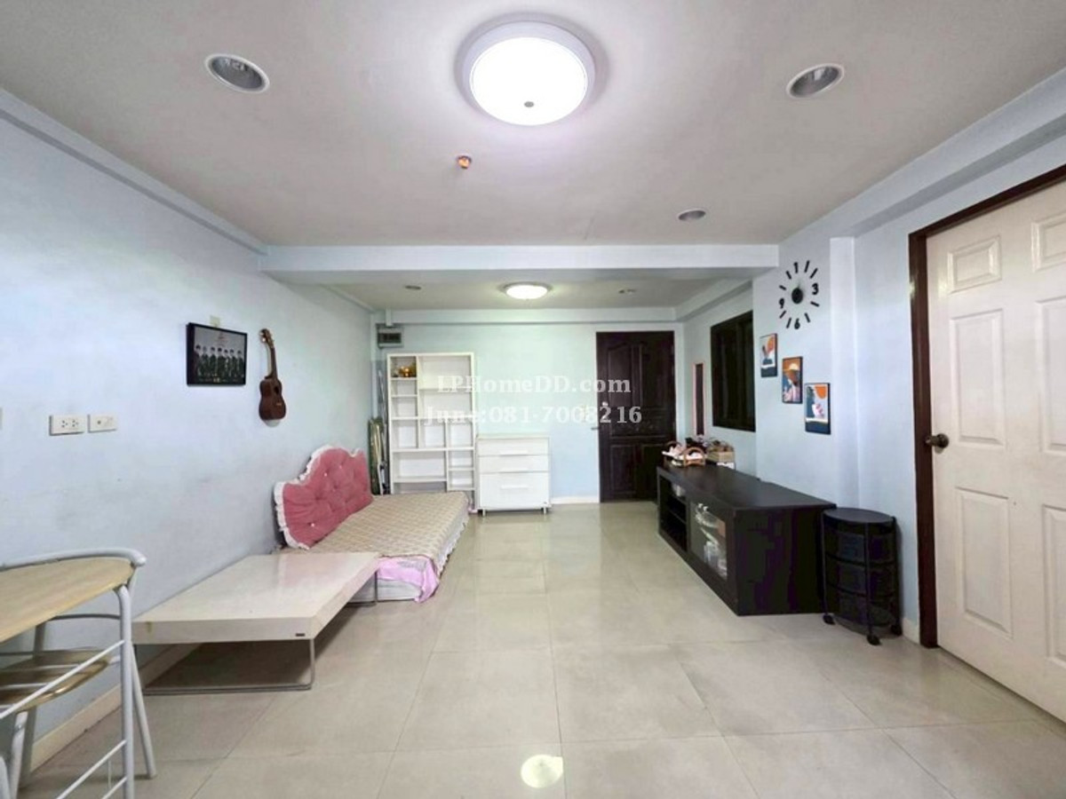 Condo for Sale at Pinklao Pavilion, 1 bedroom, 44.66 sq.m., 8th floor. Beautiful, ready to move in. Great location. Near the MRT Blue Line, Bang Yi Khan Station, Near Central Pinklao, Borommaratchachonnani Road, Bang Bamru, Bang Phlat, Bangkok. Condo for Sale at Pinklao Pavilion, 1 bedroom, 44.66 sq.m., 8th floor. Beautiful, ready to move in. Great location. Near the MRT Blue Line, Bang Yi Khan Station, Near Central Pinklao, Borommaratchachonnani Road, Bang Bamru, Bang Phlat, Bangkok.