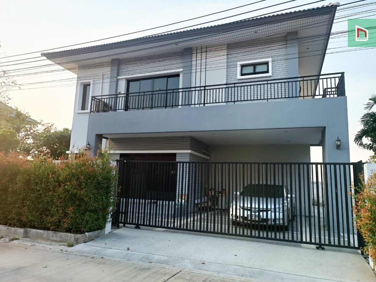 Beautiful house, The Elegance Phetkasem 81, area 269 sq m., 3 bedrooms, 3 bathrooms, 7.99 million baht, kitchen/laundry extension, swimming pool, fitness, 24-hour security.