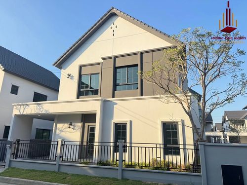 ✨ For Rent:  Centro Bangna✨  💰 Only 115,000 THB/month