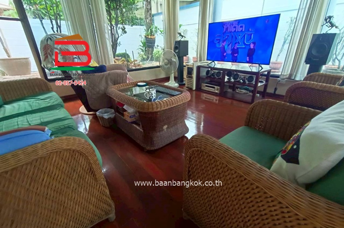บ้านเดี่ยว คลองตันนิเวศน์ ซอยปรีดีพนมยงค์ 42 (ใกล้โรงเรียนพระหฤทัยพัฒนเวศม์) เนื้อที่ 79 ตรว. แขวงคลองตันเหนือ เขตวัฒนา – รูปที่ 4