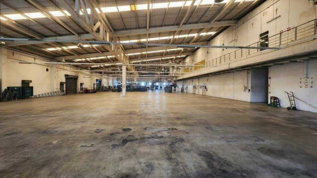Factory and land for sale, purple zone (industrial), 8000 sq m, 19 rai 1 ngan (approximately 19.9 acres), near Bangna-Trat Road. – รูปที่ 3