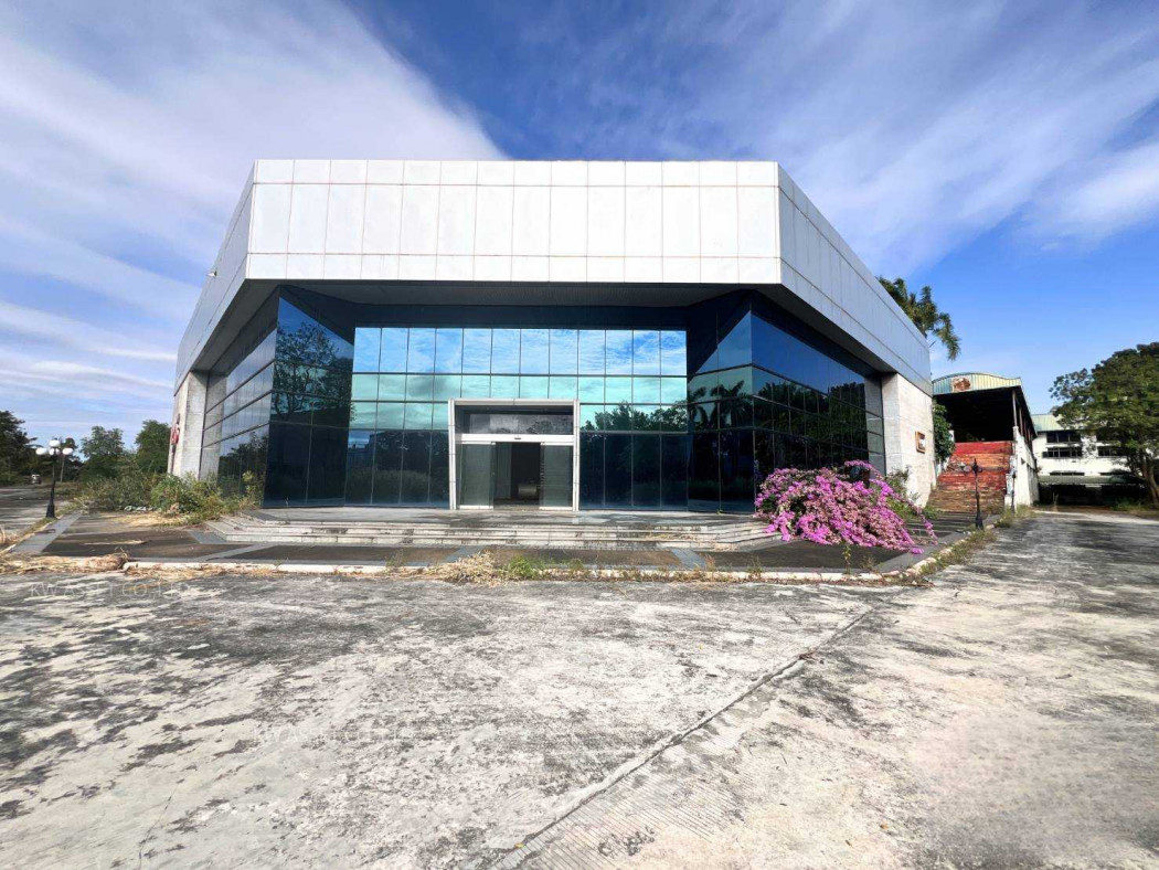 ขาย โรงงาน พร้อมโรงงาน 50547 ตรม 308 ไร่ ติดถนน 304 ขาย โรงงาน พร้อมโรงงาน 50547 ตรม 308 ไร่ ติดถนน 304