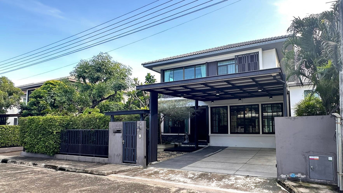 มัณฑนา ศรีนครินทร์ - บางนา บ้านเดี่ยว 4 ห้องนอน ใกล้เมกาบางนา ตกแต่งวินเทจสไตล์ พร้อมอยู่ มัณฑนา ศรีนครินทร์ - บางนา บ้านเดี่ยว 4 ห้องนอน ใกล้เมกาบางนา ตกแต่งวินเทจสไตล์ พร้อมอยู่