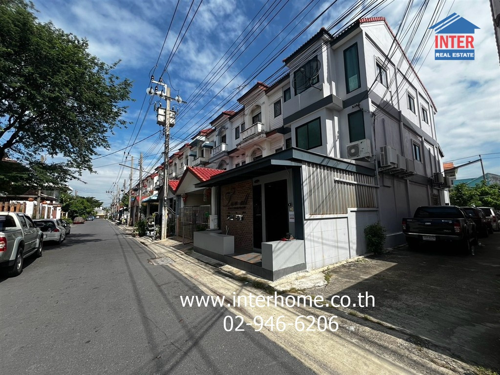ทาวน์โฮม 3 ชั้น 24.5 ตร.ว. หมู่บ้านธนะธานี-สุขใจ ซอยนวมินทร์163 แยก15-12 ถนนนวมินทร์ เขตบึงกุ่ม กรุงเทพมหานคร – รูปที่ 2