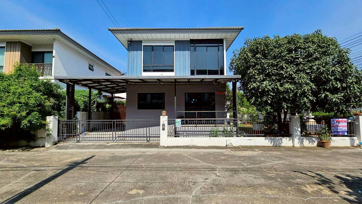 ขายด่วน  บ้านเดี่ยว 2 ชั้น หลังมุม โครงการ โมดิ วิลล่า ปิ่นเกล้า- วงแหวน  (Modi Villa Pinklao-Wongwaen)ทำเลดี เข้าออกได้หลายทาง  4 นอน 2 น้ำ เนื้อที่ 54 ตรว. บิ้วอินสวย