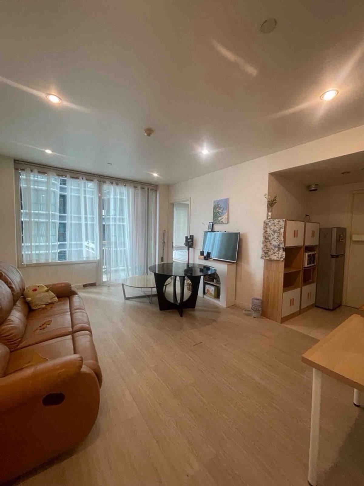 Manhattan Chidlom 1-Bedroom Condo for Sale, Strong Rental Investment, Pet-Friendly