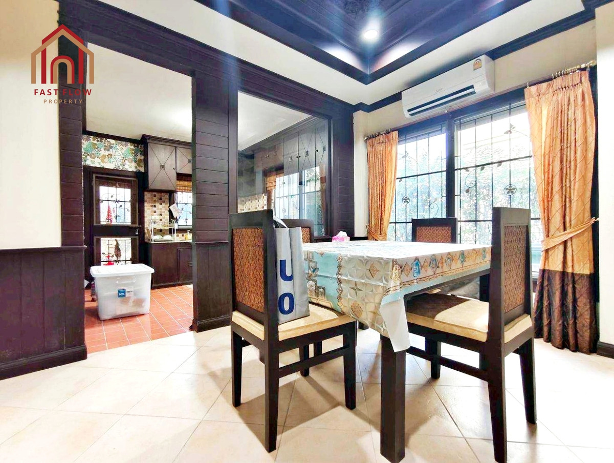 Single house for sale, Balinese style, with high-quality built-in furniture. Discovery Balika, Lam Luk Ka, Khlong 4, Sai Pracharat Road, Phra Ong Chao Sai Road, Rangsit, Khlong 4. Beautiful house with high-quality materials throughout. BOY – รูปที่ 4