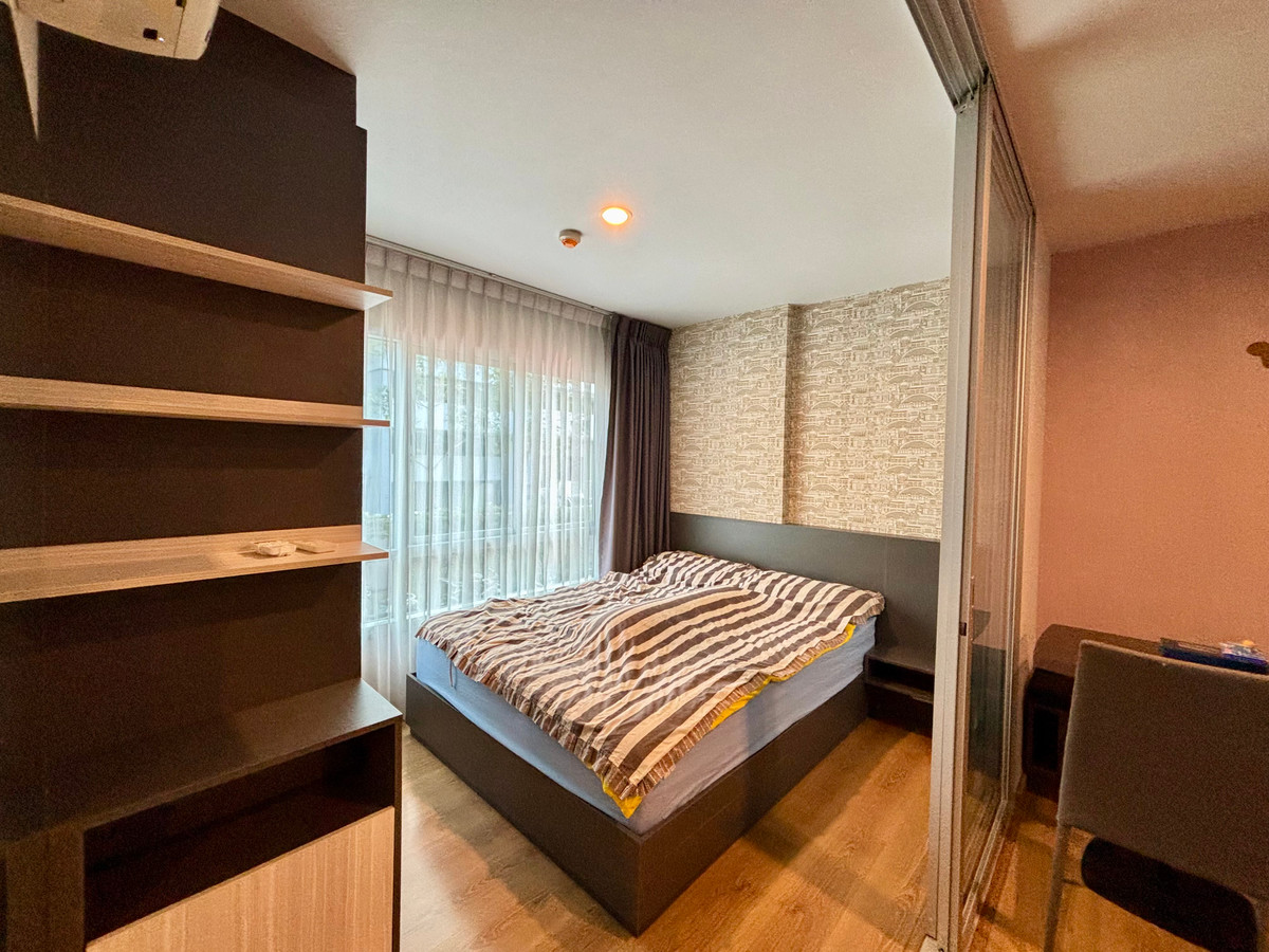 Condo for sale near Pink MRT, Central Chaengwattana, 700 meters, free transfer, sells it himself. Condo for sale near Pink MRT, Central Chaengwattana, 700 meters, free transfer, sells it himself.