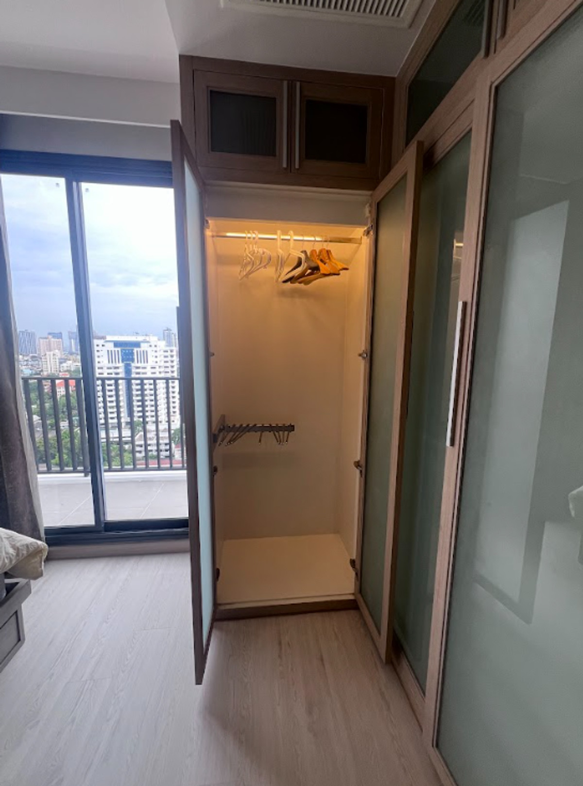  🔥ลดราคาพิเศษ!!!  มีเพียงห้องเดียวเท่านั้น ห้องไซต์ใหญ่ ชั้นสูง วิวสวย | คอนโด M Thonglor 10 – รูปที่ 4