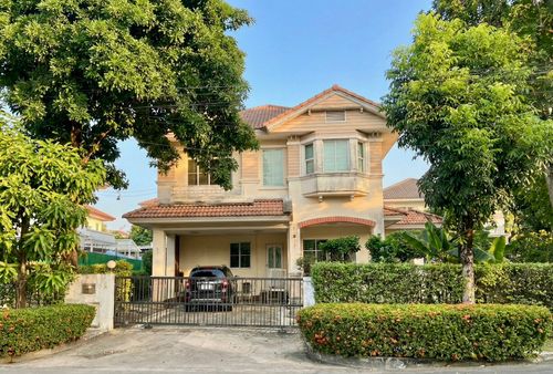 Large Garden Home on Spacious Land – Ideal for Renovation Single Detached House for Sale at Chaiyaphruek 2 – Suwinthawong 