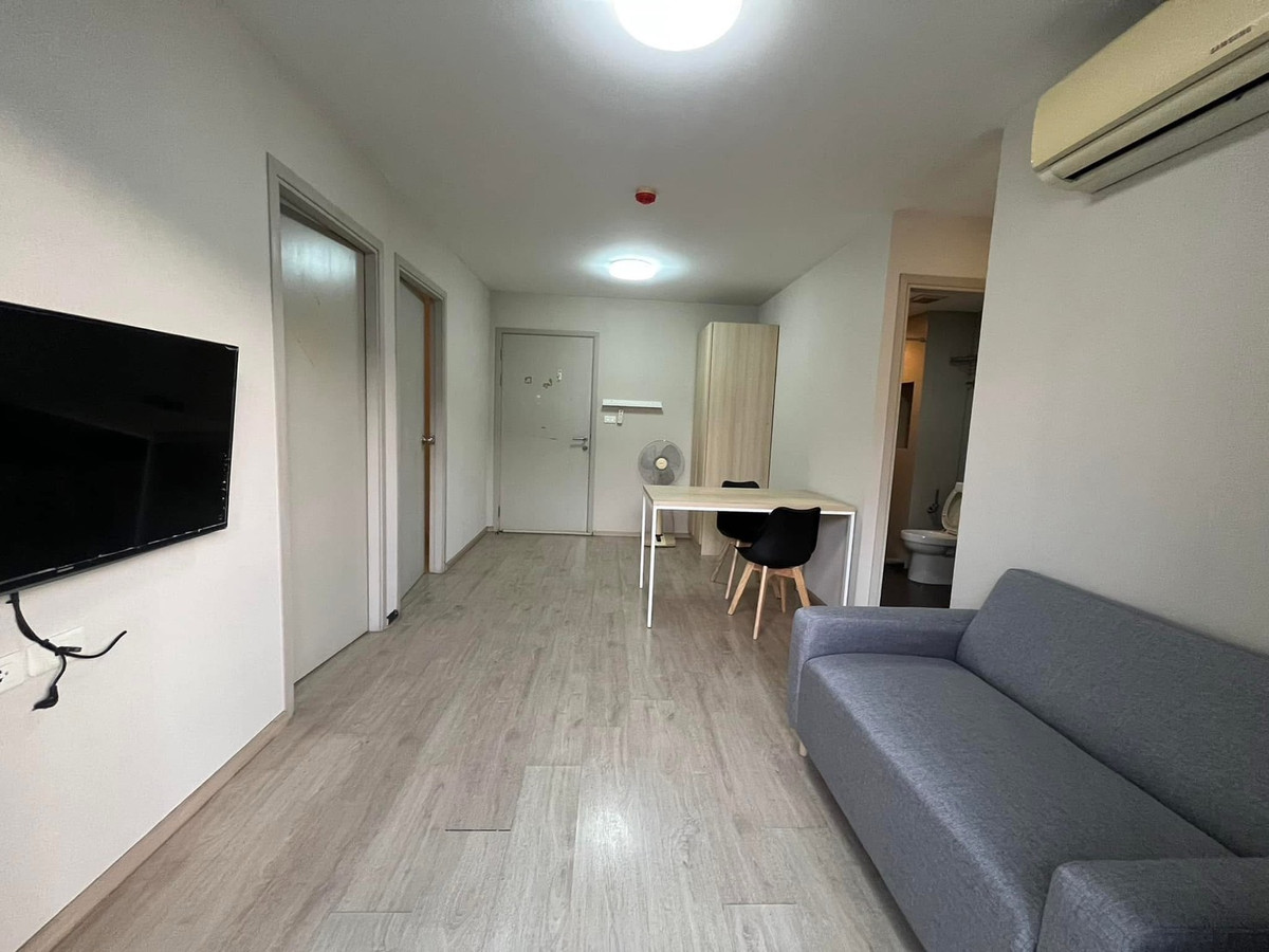 P-2678 for sale with tenant!! Elio del ray condo, pool view, high floor