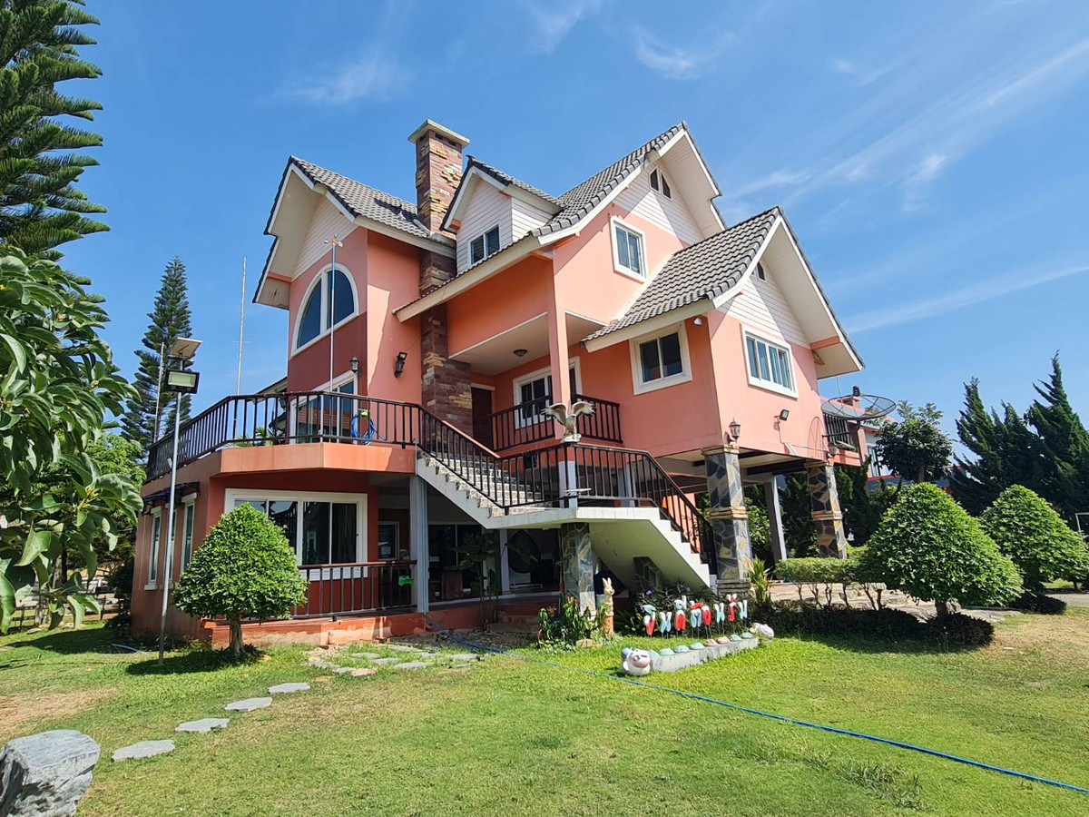 #Cabin In The Wild for sale #European style house on an area of 260 sq m, 4 bedrooms, 5 bathrooms, with a guest house. Holiday Park Khao Yai Project (Cabin Zone) #Cabin In The Wild for sale #European style house on an area of 260 sq m, 4 bedrooms, 5 bathrooms, with a guest house. Holiday Park Khao Yai Project (Cabin Zone)