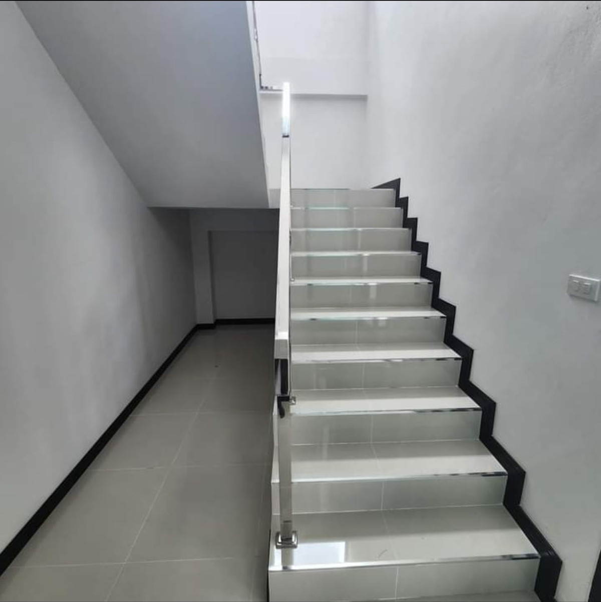 ปล่อยเช่า / ขาย 🏭 โรงงาน 📐️ที่ดิน 1 ไร่ พื้นที่ 750 ตรม ❗️ ขอ รง ได้ 📍 ศาลายา บางเลน นครปฐม – รูปที่ 3