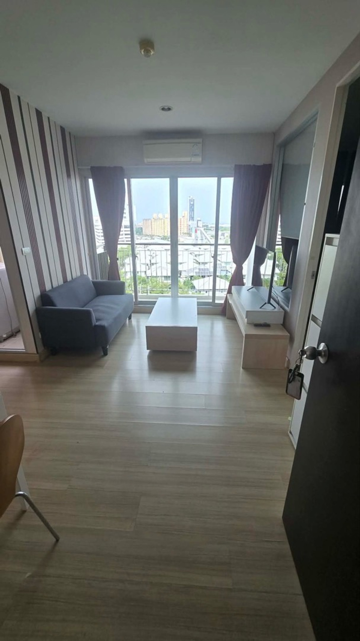 Rent The Parkland Srinakarin lakeside (The Parkland Srinakarin Lakeside) 🛏️ 1 bedroom 🛁 1 bathroom 🛋️ 1 living room, size 36 sq m. Building 2, 18th floor 🌅 Lake view ✨ Price 10,000 baht ✨ Rent The Parkland Srinakarin lakeside (The Parkland Srinakarin Lakeside) 🛏️ 1 bedroom 🛁 1 bathroom 🛋️ 1 living room, size 36 sq m. Building 2, 18th floor 🌅 Lake view ✨ Price 10,000 baht ✨