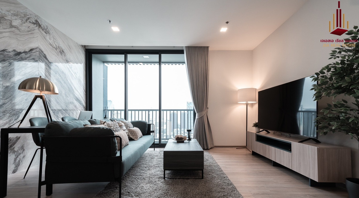 ✨ For Rent: XT Phayathai Condo✨💰 Only 65,000 THB/month