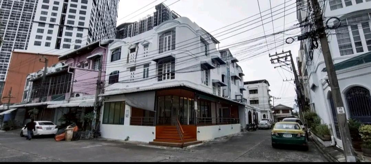 🔥 Townhome for sale, Rama 9 Soi 11, corner house, 3 floors, 36 sq m, 320 sq m, beautifully renovated, can do business immediately, remaining 12.5 million 📞 065-536-5165 #Townhome Rama 9 #Home Office #Prime location #Invest in real estate #Luk Jeab real es 🔥 Townhome for sale, Rama 9 Soi 11, corner house, 3 floors, 36 sq m, 320 sq m, beautifully renovated, can do business immediately, remaining 12.5 million 📞 065-536-5165 #Townhome Rama 9 #Home Office #Prime location #Invest in real estate #Luk Jeab real es