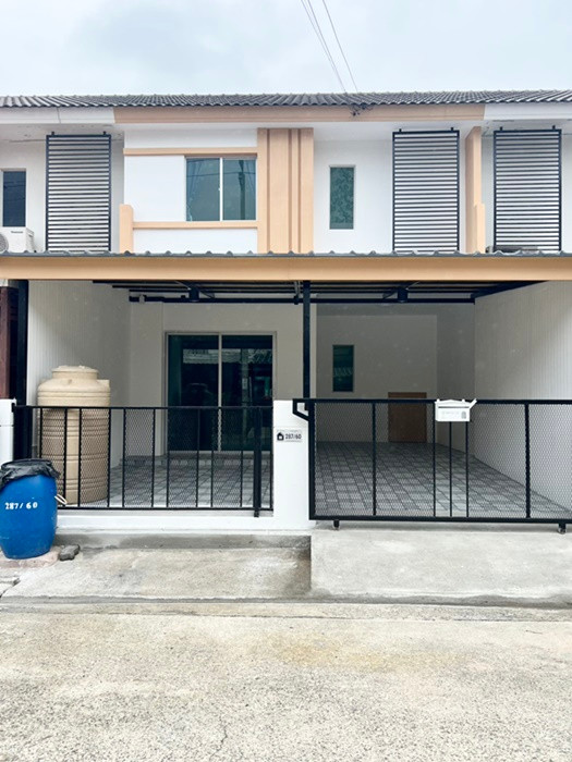 ขายทาวน์เฮ้าส์ บ้านพฤกษา 78 นิคมฯ ลาดกระบัง เนื้อที่ 18.5 ตรว. 3 ห้องนอน 2 ห้องน้ำ รีโนเวท สนใจติดต่อ 085-550-1599 ขายทาวน์เฮ้าส์ บ้านพฤกษา 78 นิคมฯ ลาดกระบัง เนื้อที่ 18.5 ตรว. 3 ห้องนอน 2 ห้องน้ำ รีโนเวท สนใจติดต่อ 085-550-1599