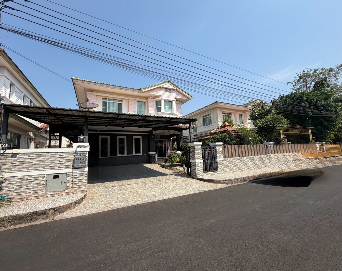 Single house for rent, Nantawan Srinakarin. Single house for rent, Nantawan Srinakarin.