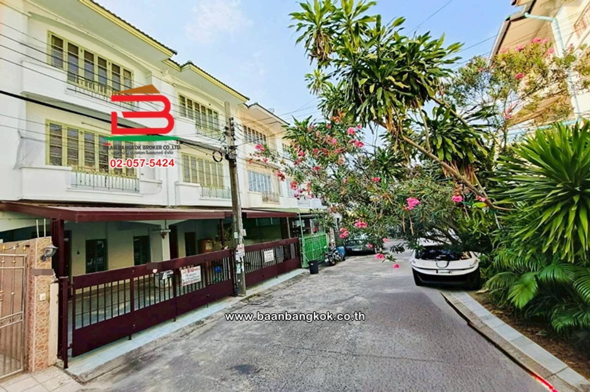 ทาวน์โฮม เนื้อที่ 18 ตร.ว. หมู่บ้านสรานนท์ (ติวานนท์-ปากเกร็ด 19) ถนนติวานนท์-ปากเกร็ด ตำบลบางพูด อำเภอปากเกร็ด นนทบุรี – รูปที่ 3