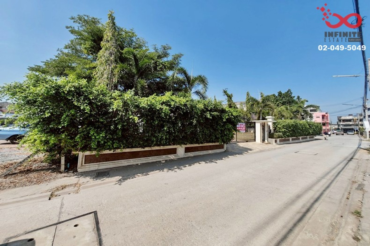 Single house for sale, 232 sq m, Mueang Saraburi District, Soi Thetsaban 4, Soi 8, large house 450 sq m.