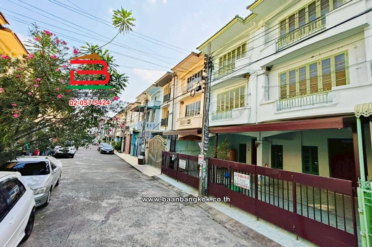 ทาวน์โฮม เนื้อที่ 18 ตร.ว. หมู่บ้านสรานนท์ (ติวานนท์-ปากเกร็ด 19) ถนนติวานนท์-ปากเกร็ด ตำบลบางพูด อำเภอปากเกร็ด นนทบุรี – รูปที่ 2